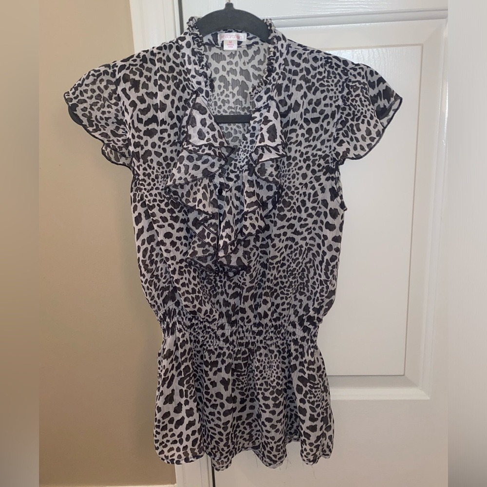 Women’s Blouse - size M